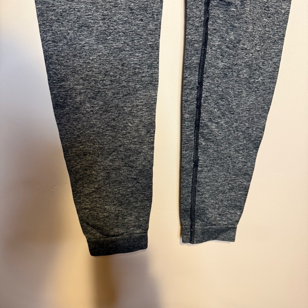 GYMSHARK Adapt Gray Black Marl Seamless Leggings XS Logo Workout - Picture 4 of 6